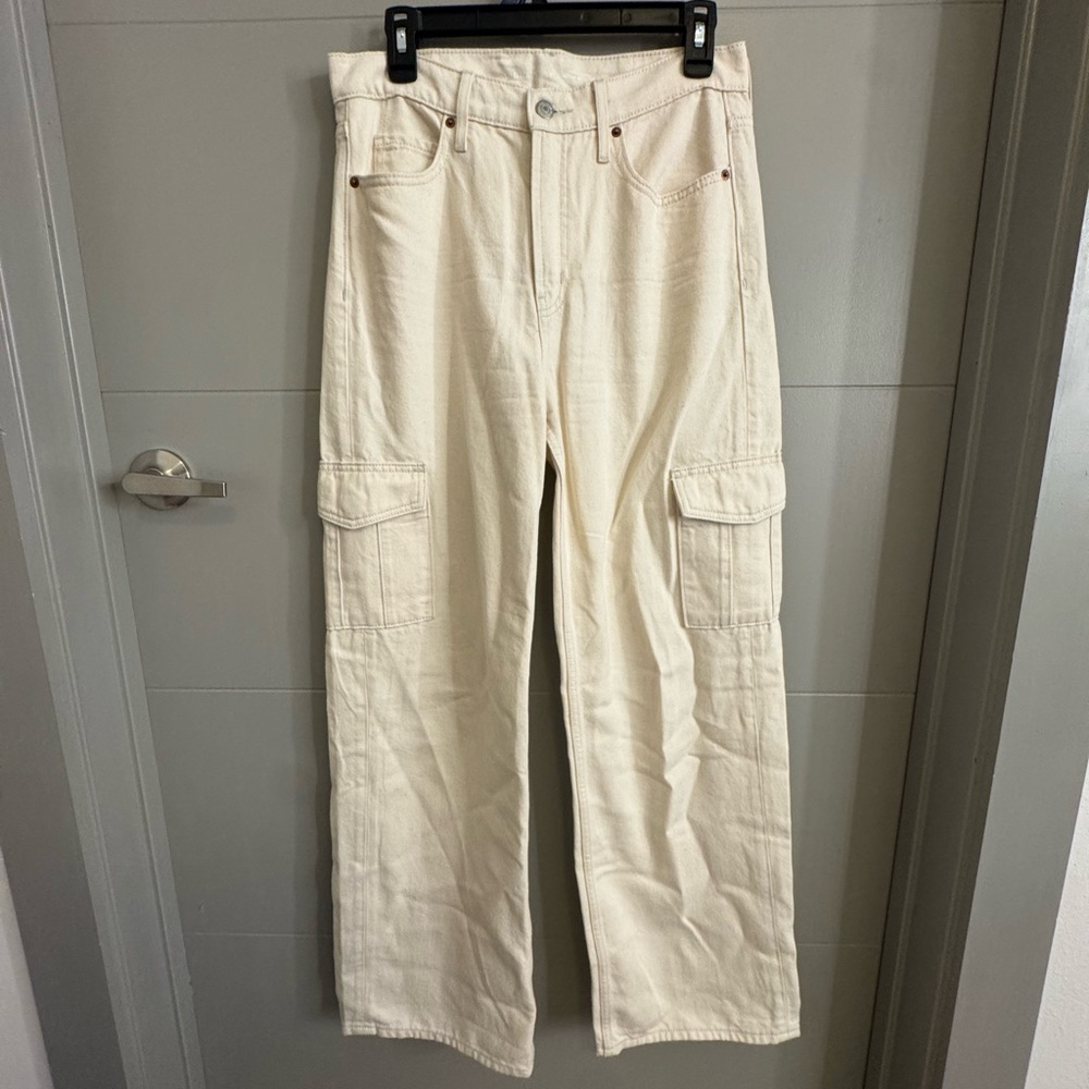 Old Navy Beige Cargo Pants